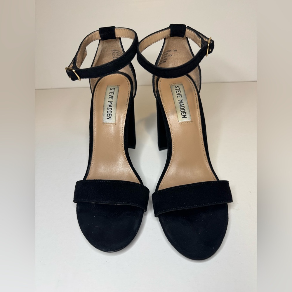 Steve Madden Carrson Block Heel Sandals in Black Suede Size 7.5